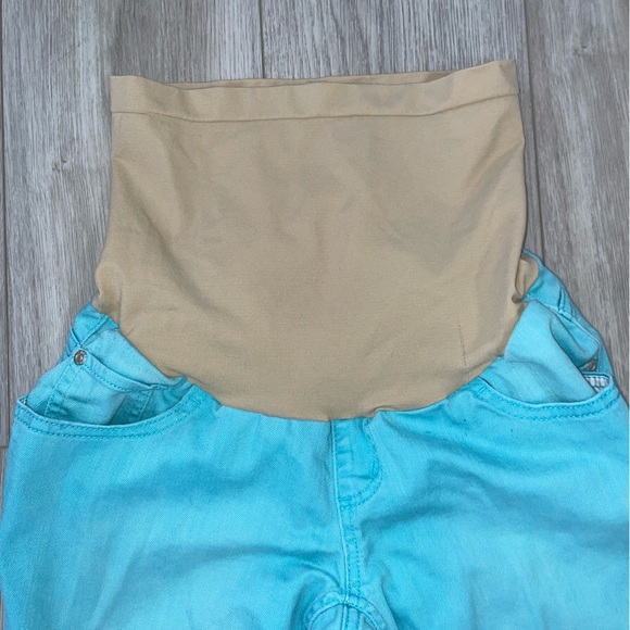 Motherhood Maternity Light Blue Jeans - Picture 2 of 9